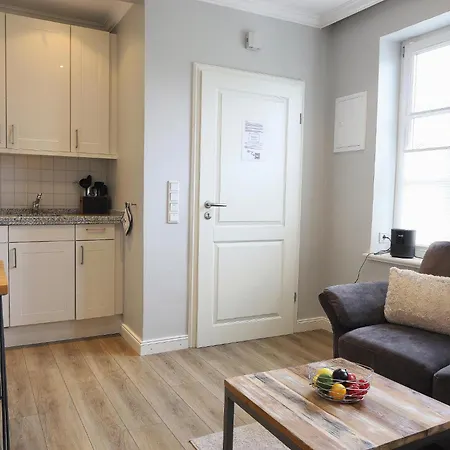 Apartment Bundiswung 22, Whg.1 *